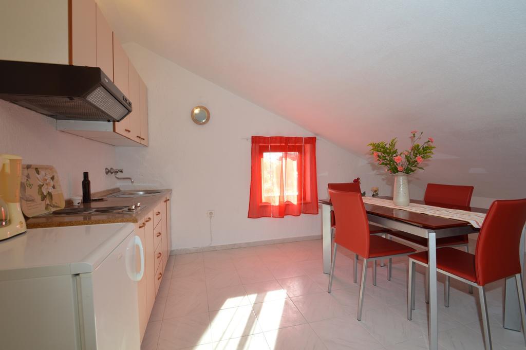 Apartment Vita Mali Losinj Exterior photo