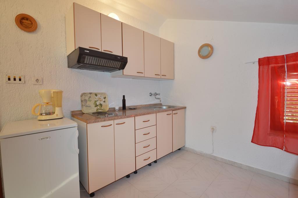 Apartment Vita Mali Losinj Exterior photo