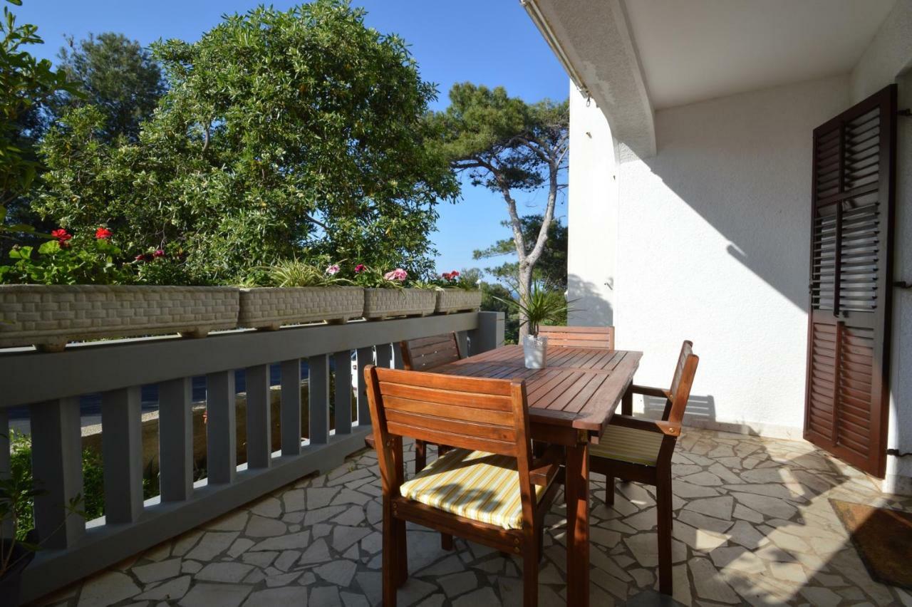 Apartment Vita Mali Losinj Exterior photo
