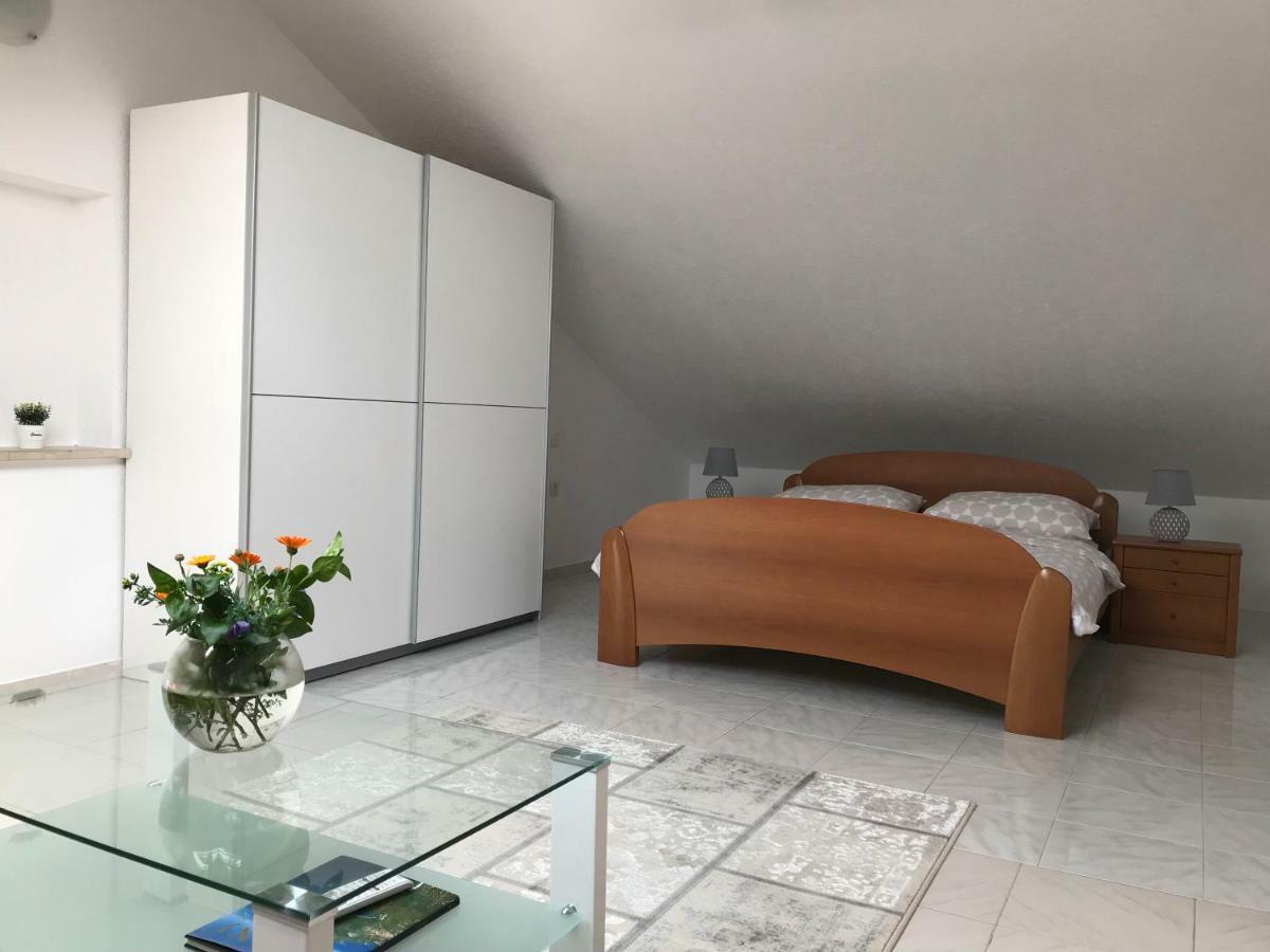 Apartment Vita Mali Losinj Exterior photo